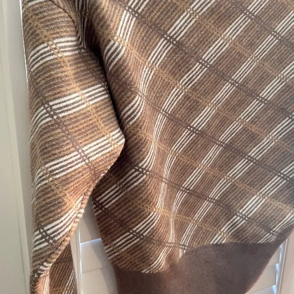 Ann Taylor Sweater - Picture 9 of 12